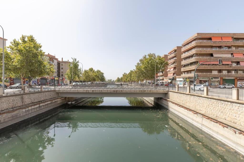 Apartamento Neptuno Deluxe Granada Exterior foto